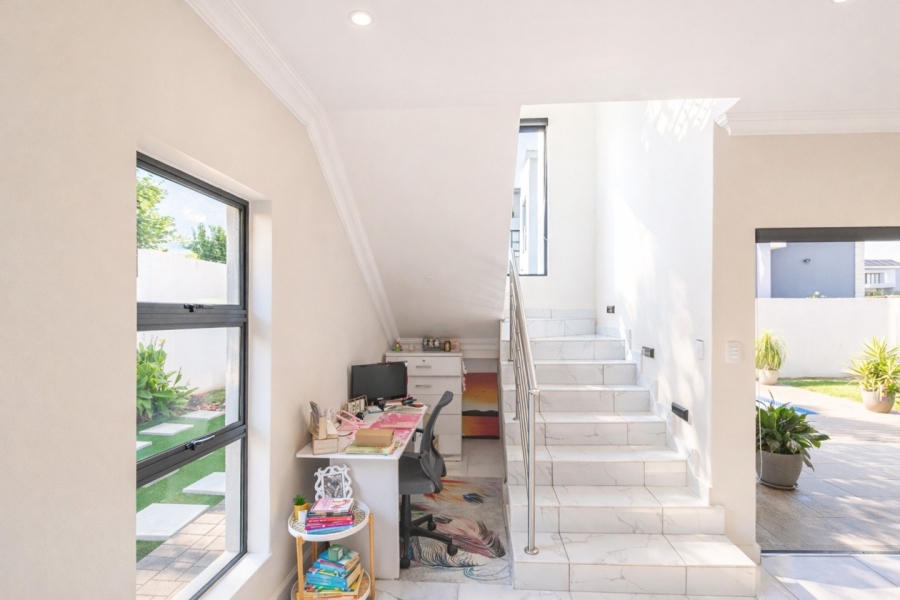 3 Bedroom Property for Sale in Melodie North West